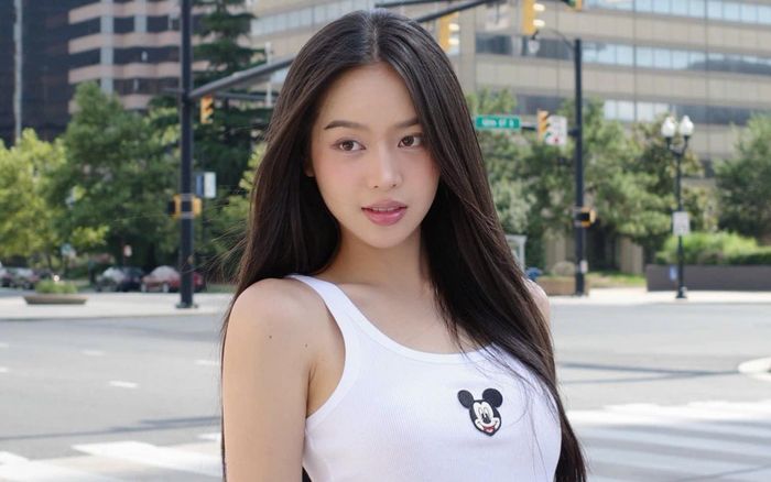 Hoa hậu Thanh Thủy đăng tấm ảnh chưa từng có tiền lệ trước khi hết nhiệm kỳ Miss International