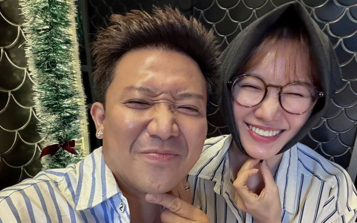 Đồng hồ 289 triệu đồng của Trấn Thành khi đi chơi cùng vợ