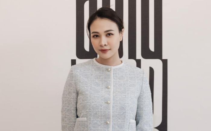 iPad 8 chữ số của vợ Cường Đô La