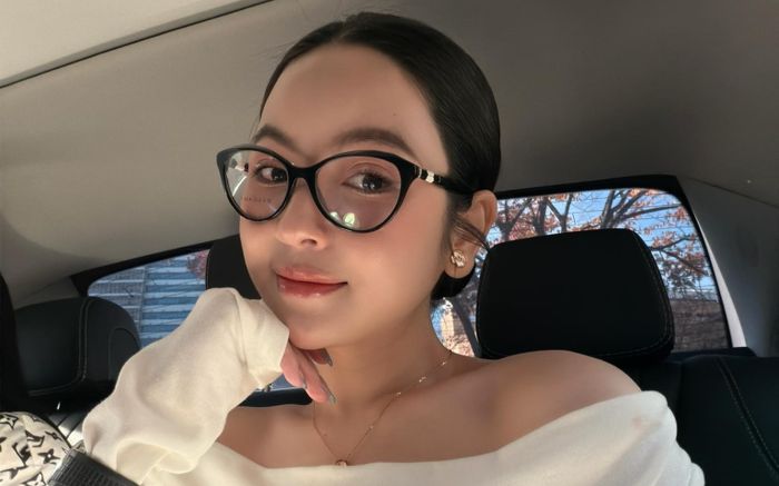 Tin tối 18/11: Chiếc máy ảnh 14 triệu của vợ Quang Hải