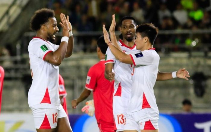 AFC ca ngợi Nguyễn Xuân Son giúp Việt Nam bám đuổi Malaysia