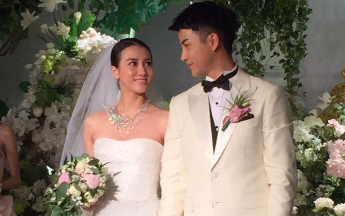 Nam ca sĩ bị người thân lừa hết tiền tiết kiệm, vợ âm thầm giúp trả nợ