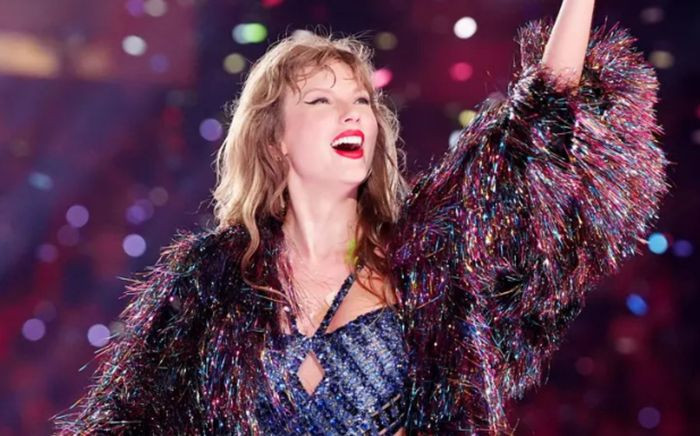 10 thỏi son đỏ người nổi tiếng thường dùng