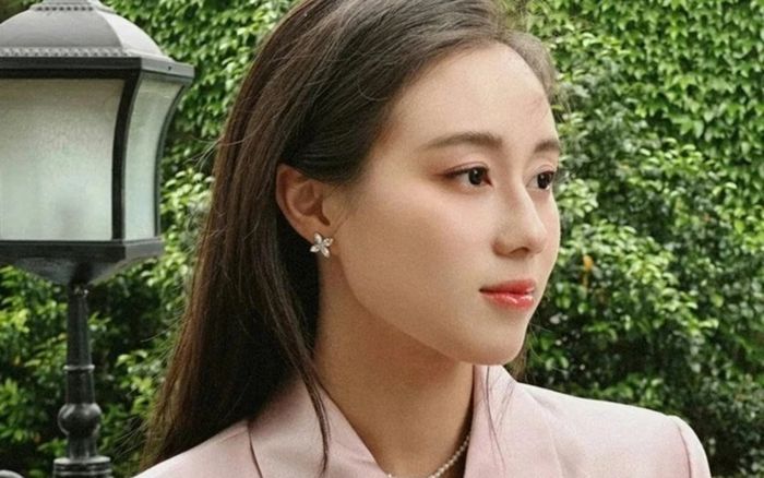 Choáng ngợp khối tài sản hơn 2.000 tỷ đồng của cô giáo tiểu học sinh năm 1999