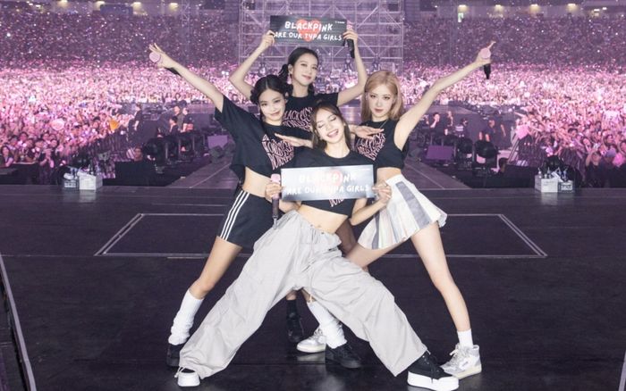 Thời trang sân bay của BLACKPINK