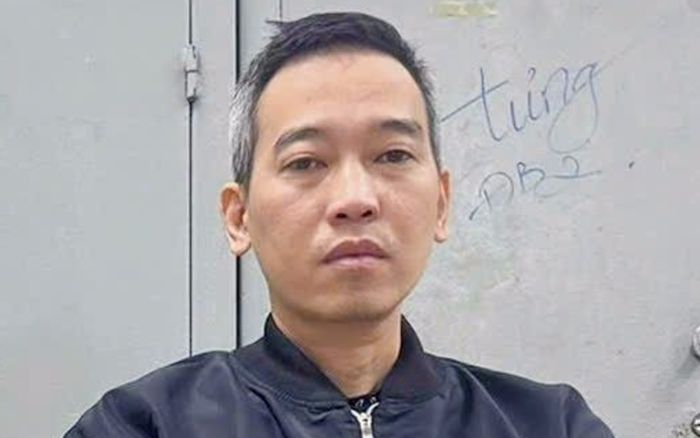 Gã đàn ông bị người dân hô hoán, truy đuổi trên phố Hà Nội, biết lý do ai nấy cũng ngán ngẩm