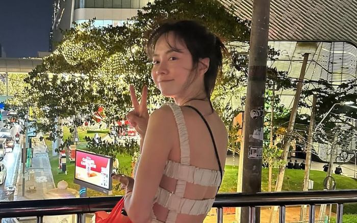 Nữ diễn viên nổi tiếng bị 'vạ lây' vì bố ruột nghi vỡ nợ, không có khả năng chi trả