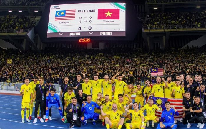 Phạt thật nặng với tuyển Malaysia