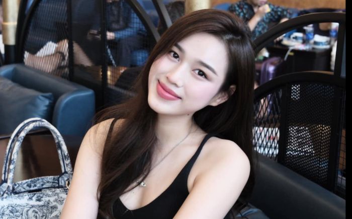 Máy lăn tinh chất 6 triệu của Đỗ Thị Hà