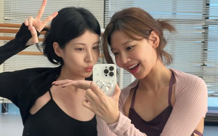 Bí quyết dưỡng da căng bóng của các sao Hàn