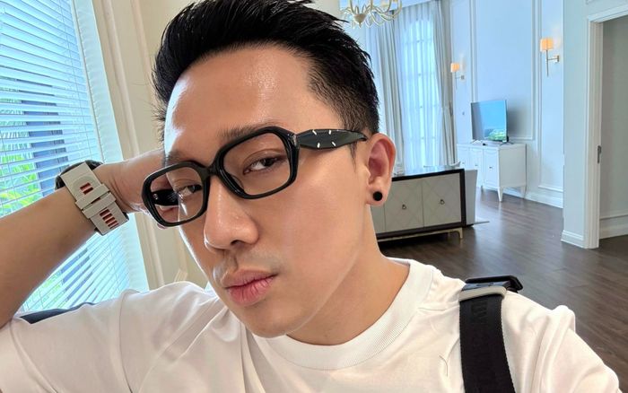 Trấn Thành 'than trời' vì bị ép