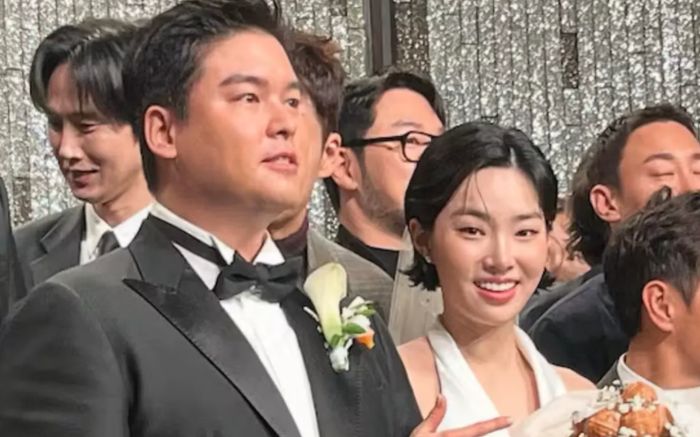 Một cặp đôi diễn viên nổi tiếng đã bí mật tổ chức lễ cưới