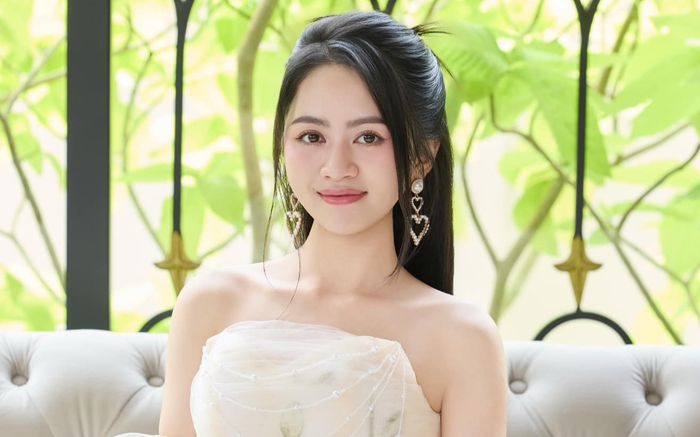 Chiếc xe hơi 3 tỷ của con dâu bà chủ Thẩm mỹ viện Mailisa