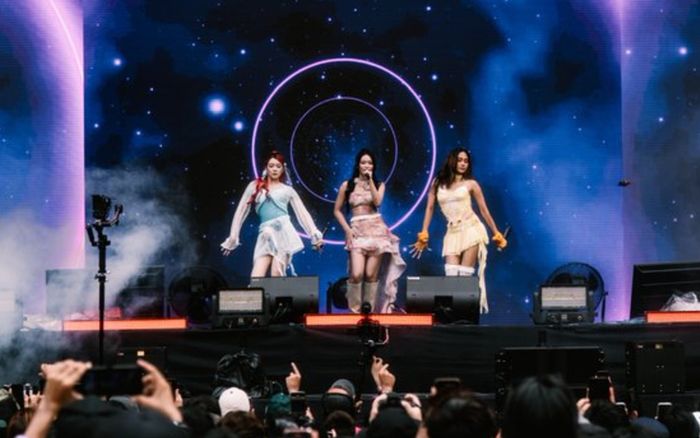 3 nữ ca sĩ đồng loạt bị 'cấm sóng'