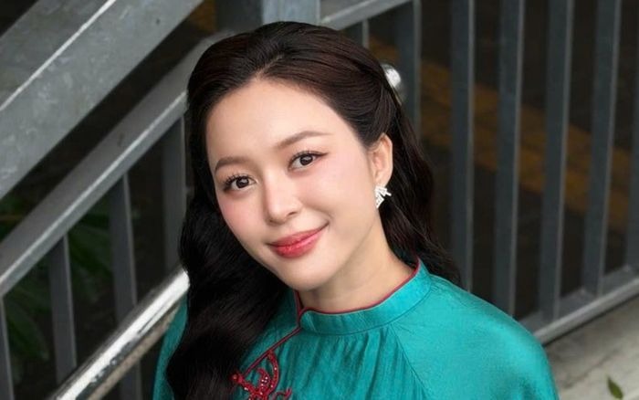 Điện thoại 8 chữ số của Hoa hậu Kiều Duy