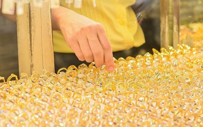 Giá vàng chiều 25/11: Đồng loạt tăng mạnh