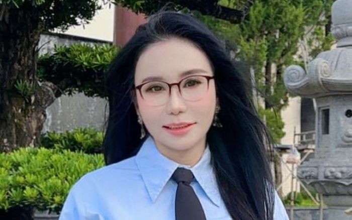 Lò vi sóng 22 triệu trong căn bếp của bà chủ Thẩm mỹ viện Mailisa