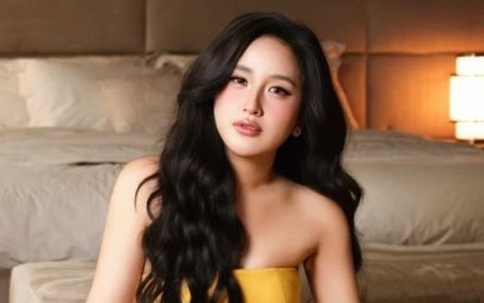 Bộ trang sức kim cương của Hoa hậu Mai Phương Thúy