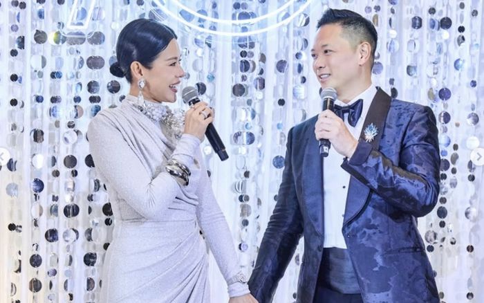 Hồ Hạnh Nhi song ca thắm thiết cùng chồng, đập tan tin đồn rạn nứt vì ngoại tình