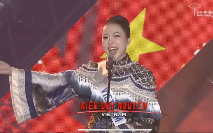 Chung kết Miss International: Hoa hậu Kiều Duy tự hào hô vang Việt Nam, khán giả vỡ oà