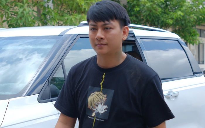 Hoài Lâm báo tin buồn