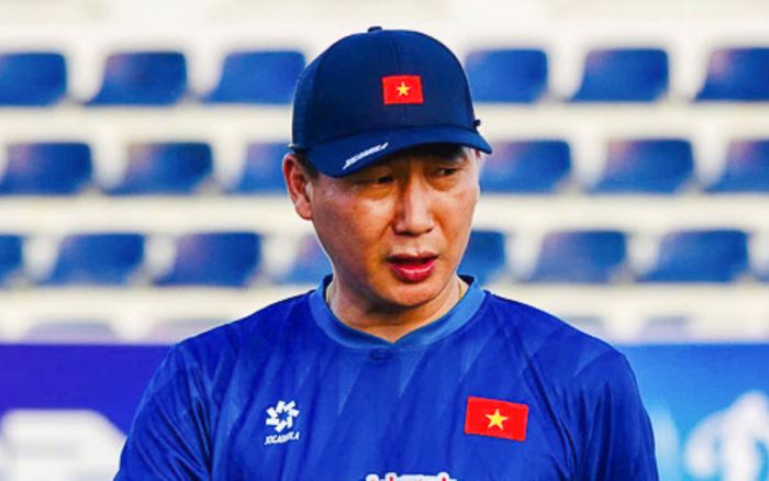 Tin tối 27/11: Nỗi lo của HLV Kim Sang Sik trước Malaysia