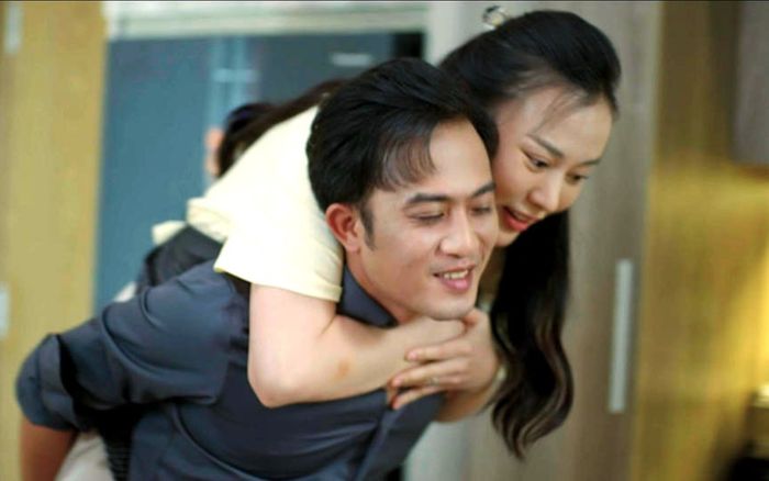 Phương Oanh và Doãn Quốc Đam cứ yêu là khổ