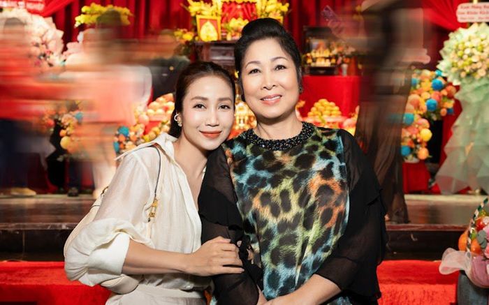 Tình cảnh đáng lo của Ốc Thanh Vân và Hồng Vân