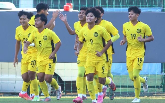 Malaysia buộc phải thắng Việt Nam mới được đi tiếp