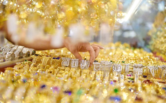 Giá vàng chiều 30/11: Vẫn ở mức cao