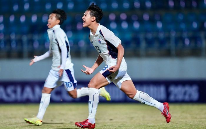 Thái Lan dự Asian Cup theo cách khiến cả châu Á ngả mũ