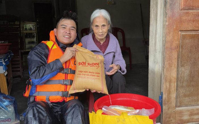 Thủ lĩnh 9X hé lộ áp lực thiện nguyện: 'Lỡ một cái là mất mạng, lỡ một lời là mất hết!'