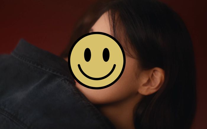 Cặp đôi showbiz 'chị ơi anh yêu em' lần đầu ôm nhau đã khiến fan đỏ mắt, danh tính chẳng xa lạ