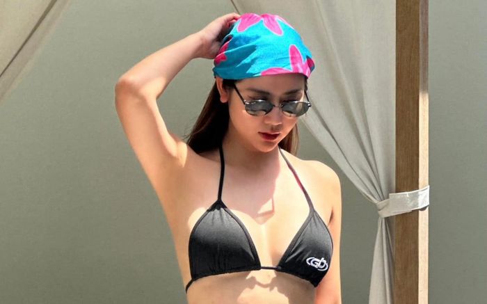 Nữ diễn viên Vbiz bất ngờ thừa nhận hơn hẳn Huyền Lizzie hai điều, ai nghe xong cũng không thể chối cãi