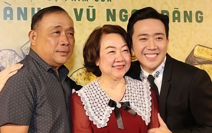 Trấn Thành mua xe trị giá 10 chữ số tặng bố mẹ