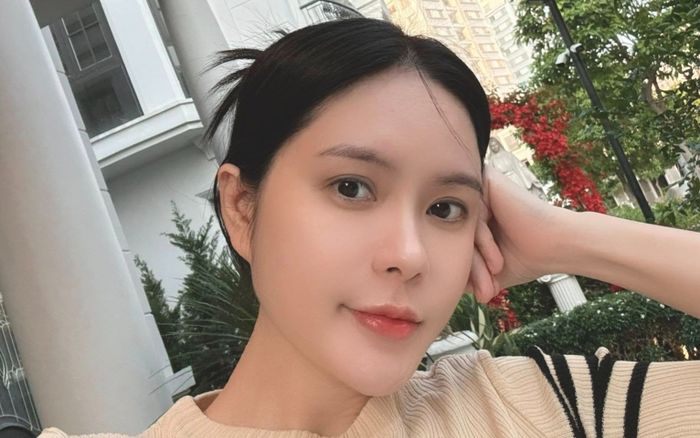 Đồng hồ hơn 6 tỷ của Đoàn Di Băng