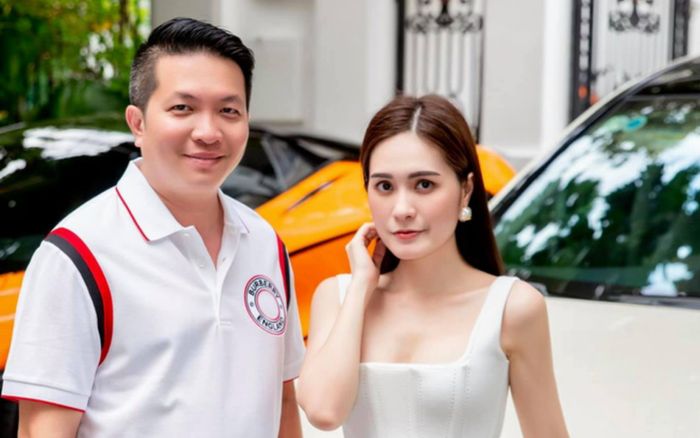 Bộ sưu tập xe sang của vợ chồng Đoàn Di Băng