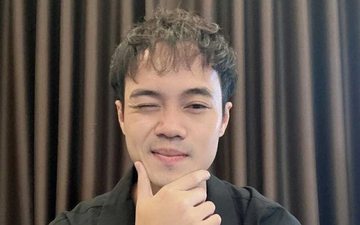 Chiếc đồng hồ giá 8 chữ số của Văn Toàn