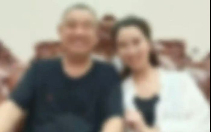 Người vợ qua đời sau 2 ngày chồng mất, để lại hai con nhỏ bơ vơ khiến hàng xóm bàng hoàng