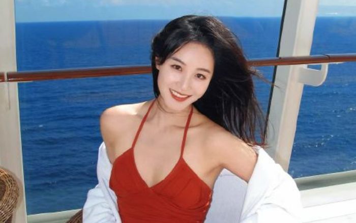 Khán giả tận mắt bắt gặp nữ diễn viên đình đám có 'tin vui', lộ rõ 1 chi tiết gây sốc