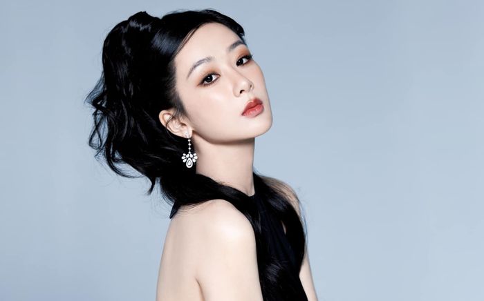 Người đàn ông đặc biệt của Dương Tử suốt 8 năm qua