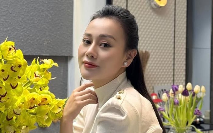 Tủ lạnh trị giá 8 chữ số trong căn bếp của Phương Oanh