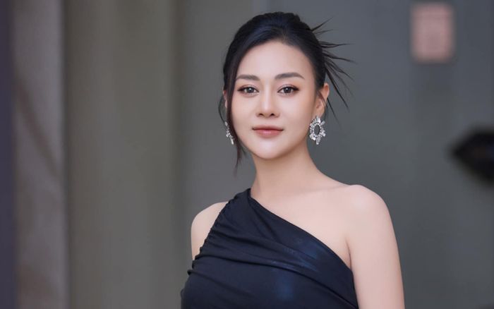 Máy pha sữa 5 triệu của vợ Shark Bình