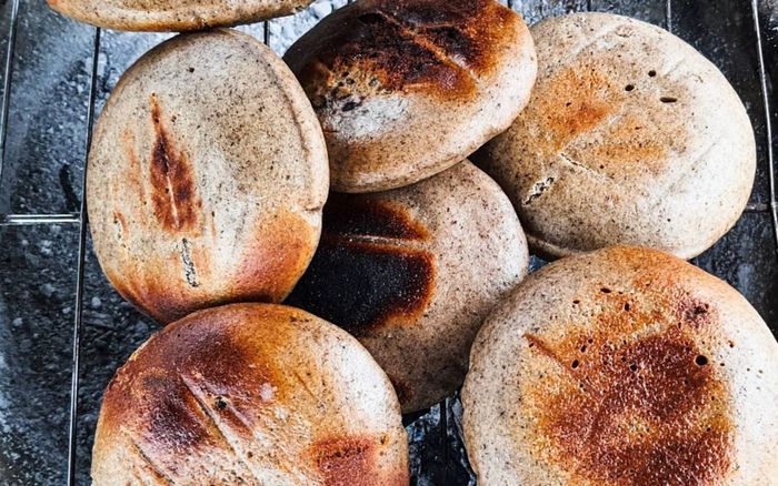 Món quà quê 5.000 đồng ở Tuyên Quang khiến khách Tây khen 'ngon đến lạ'