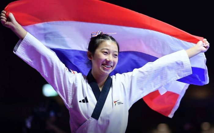 Hot girl Watcharakul giành HCV, Thái Lan dẫn đầu BXH SEA Games 33