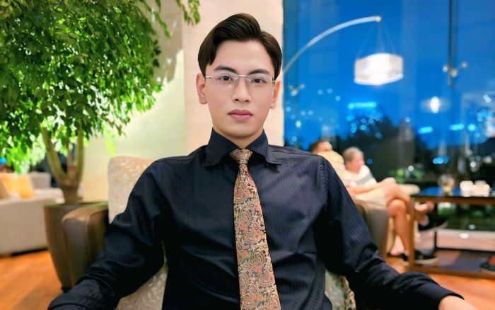 'Tổng tài' Nguyễn Văn Thiên kiếm tiền ra sao trên mạng xã hội?