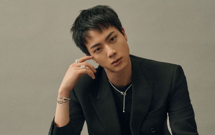 Chuyện gì đang xảy ra với Jin (BTS)