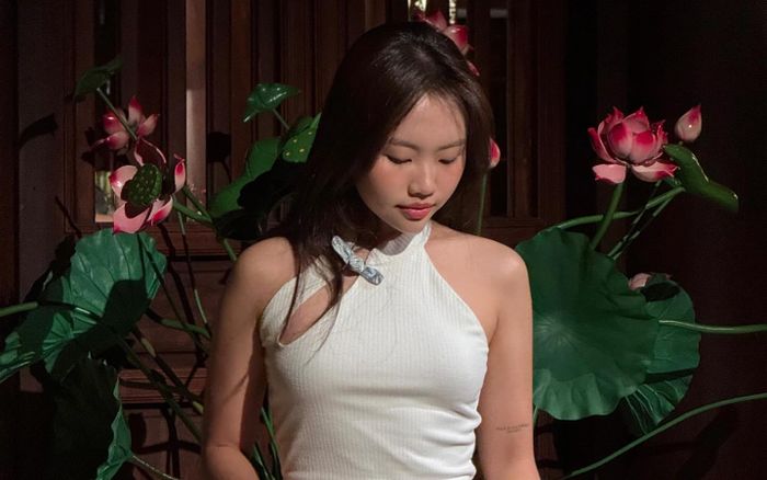 Cô gái nước ngoài 'gây sốt' vì giống hệt Phương Mỹ Chi