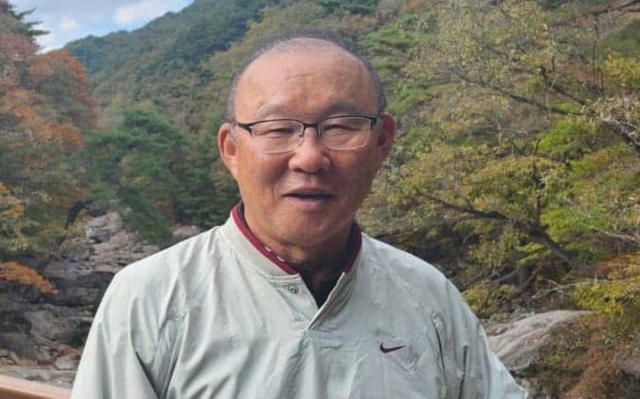 Chiếc đồng hồ hơn 3 triệu của HLV Park Hang Seo