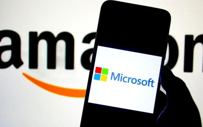 Amazon và Microsoft cam kết đầu tư mạnh vào trí tuệ nhân tạo